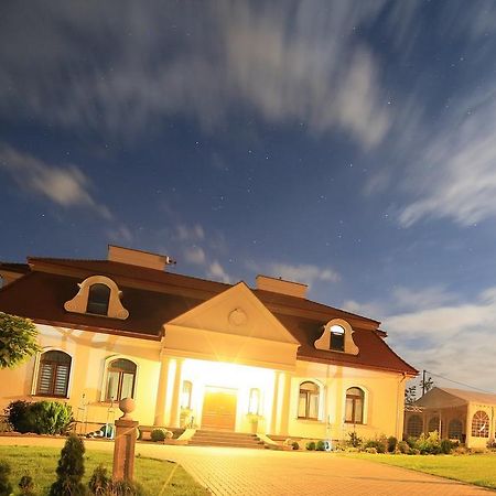 Prestige Bed & Breakfast Wierzchowisko Dış mekan fotoğraf